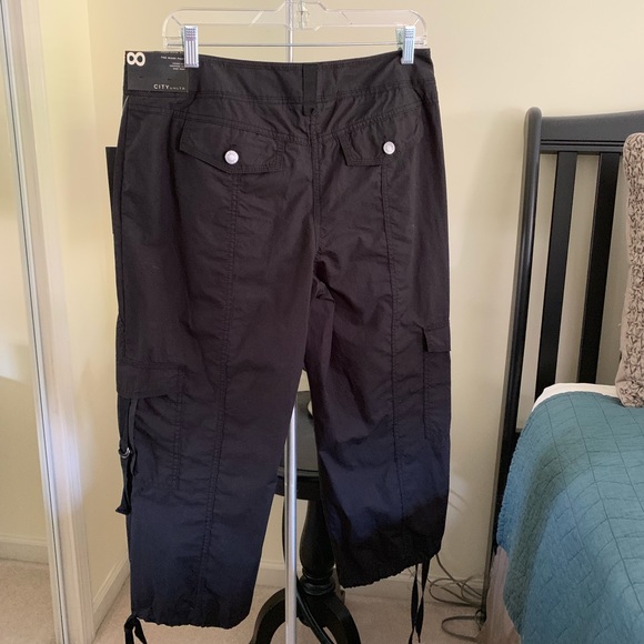 NWT Black Cargo Capris - Picture 3 of 6